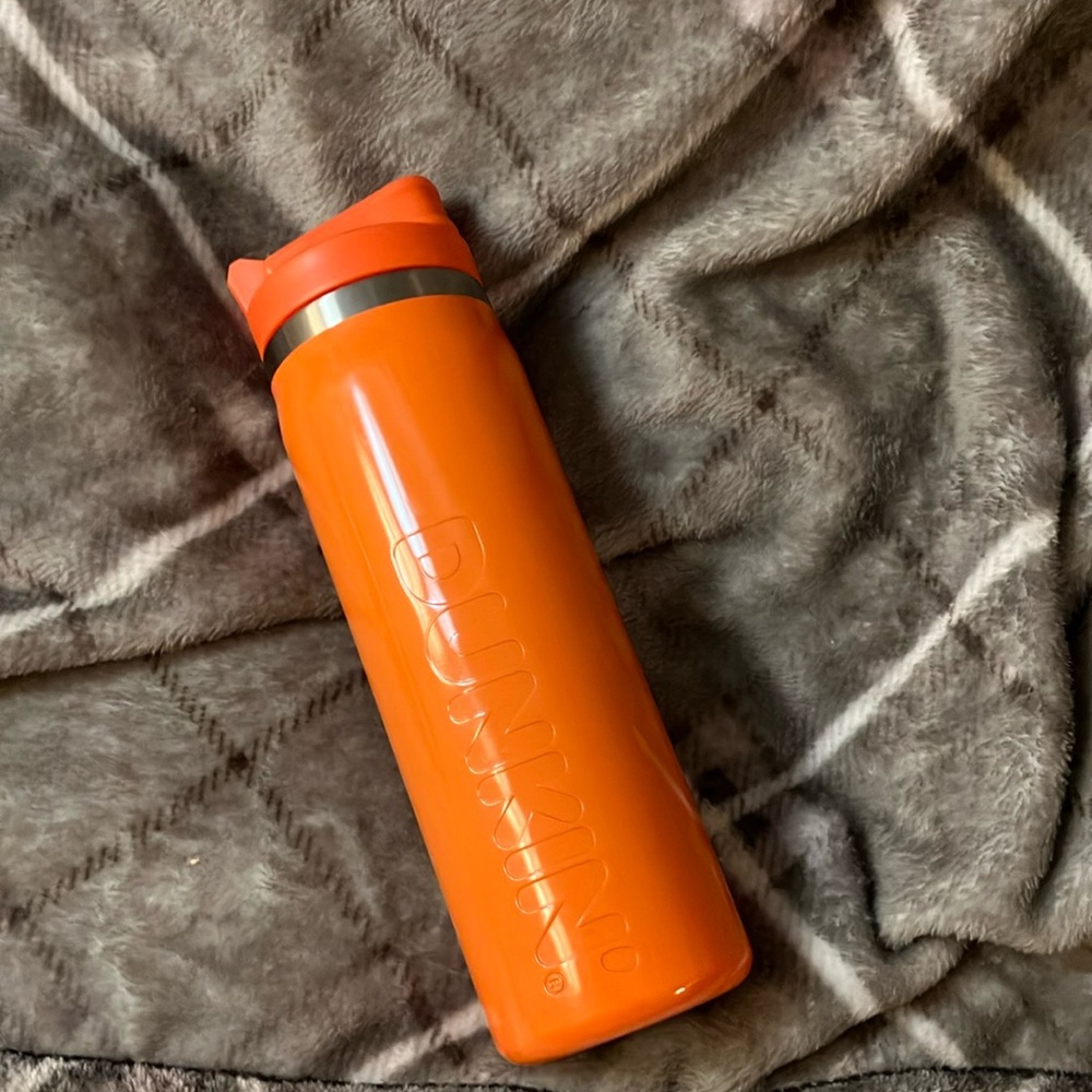 Dunkin stainless hydration bottle NWT